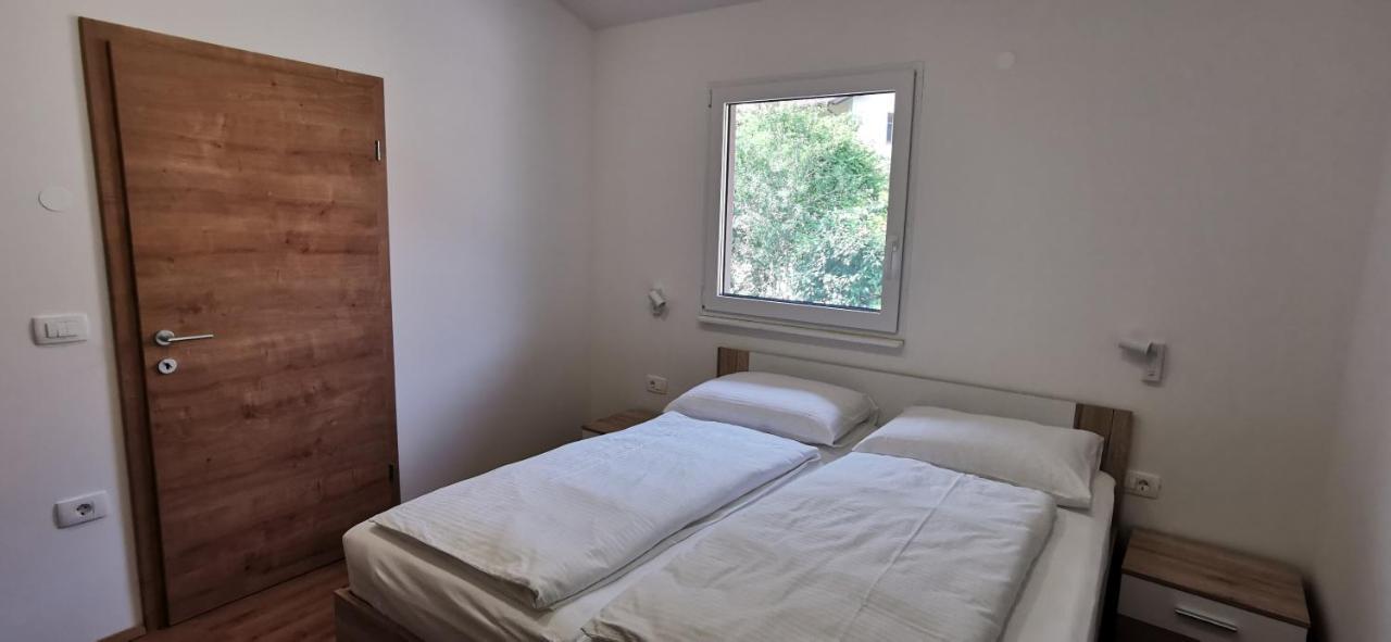 Apartmaji Tmaynka تولمين المظهر الخارجي الصورة